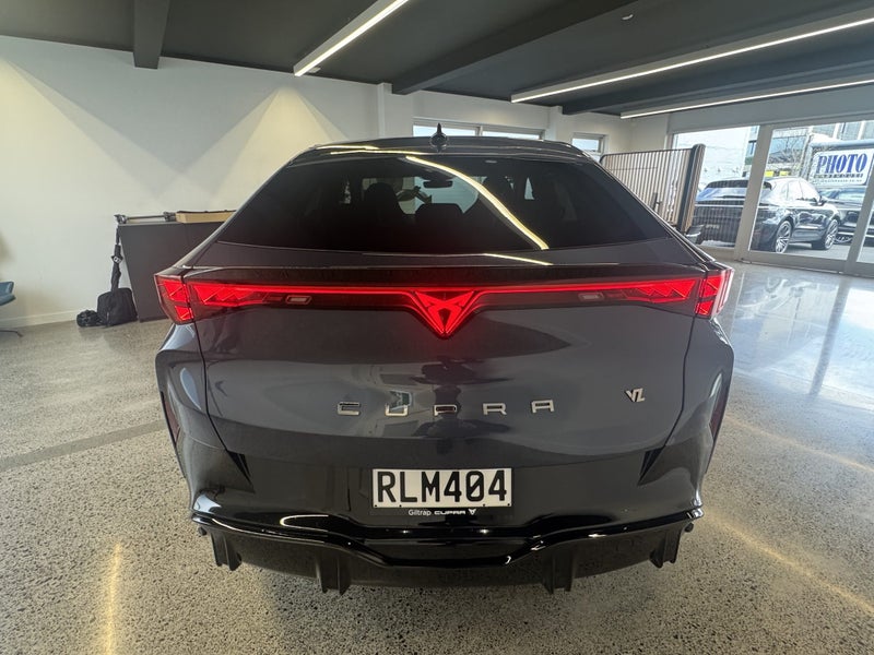 2025 Cupra Tavascan VZ image 3
