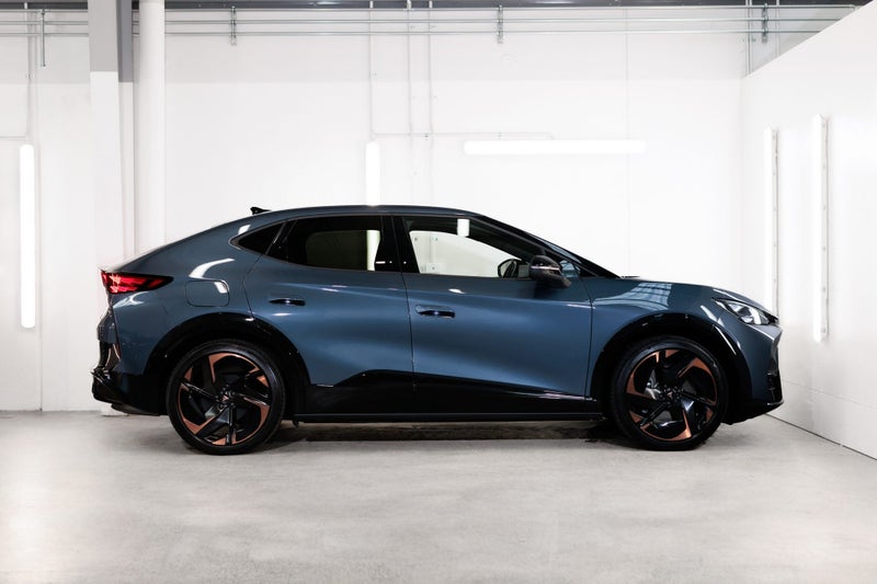 2025 Cupra Tavascan VZ image 3