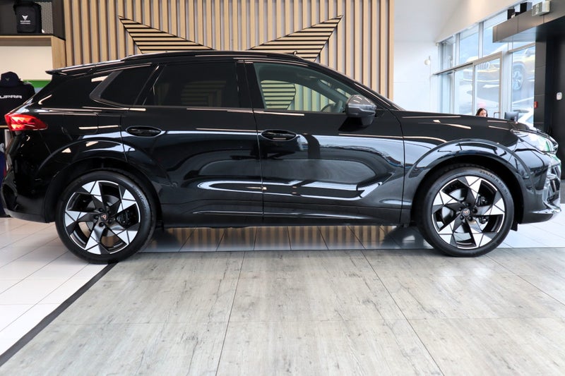 2025 Cupra Terramar VZ 2.0L Turbo Petrol AWD image 4