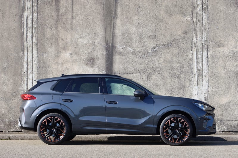 2025 Cupra Terramar VZ image 2