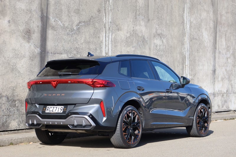 2025 Cupra Terramar VZ image 3