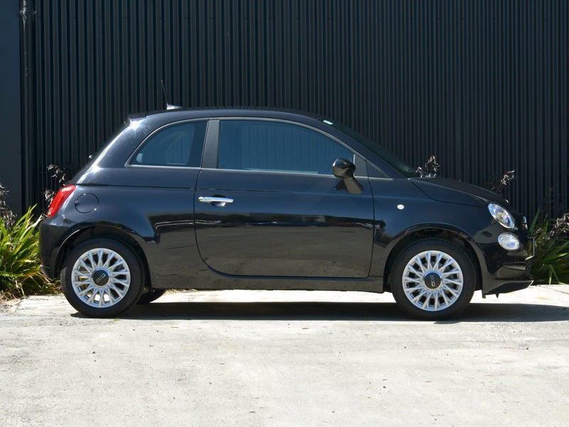 2025 Fiat 500 Lounge 1.2L image 2