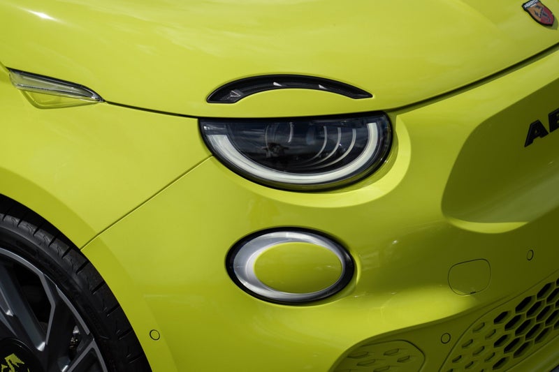 2025 Fiat 500e Abarth 3Dr A Hatch image 5