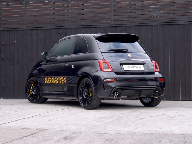 2025 Fiat Abarth 695 Competizione image 3
