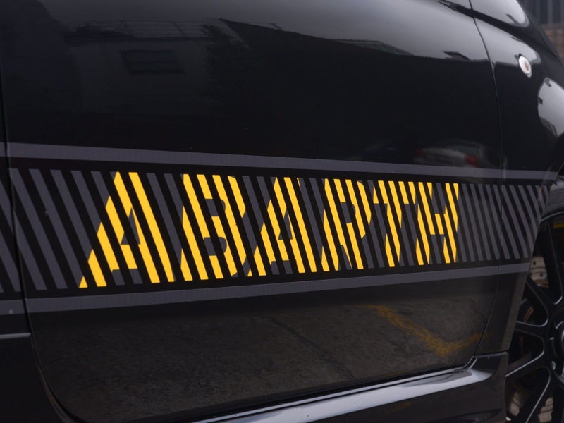 2025 Fiat Abarth 695 Competizione image 5