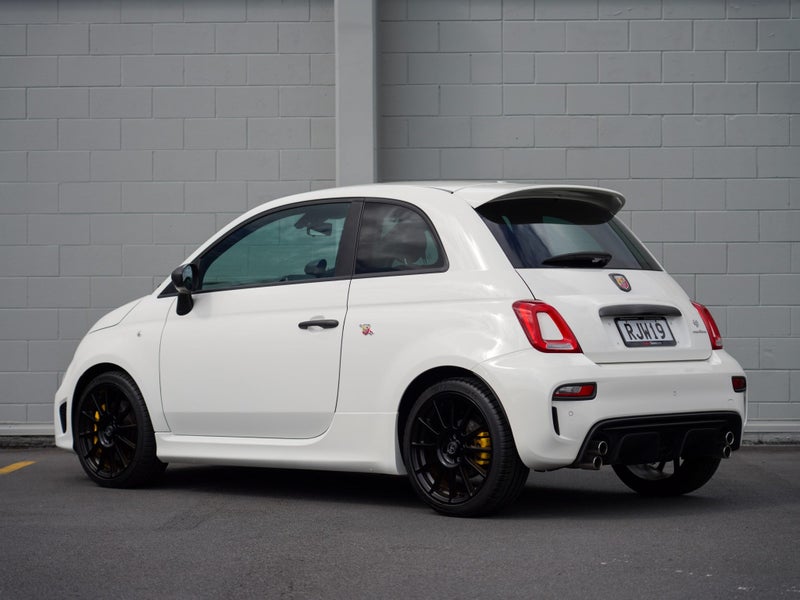 2025 Fiat Abarth 695 Competizione 1.4P 2Dr Hatch image 2
