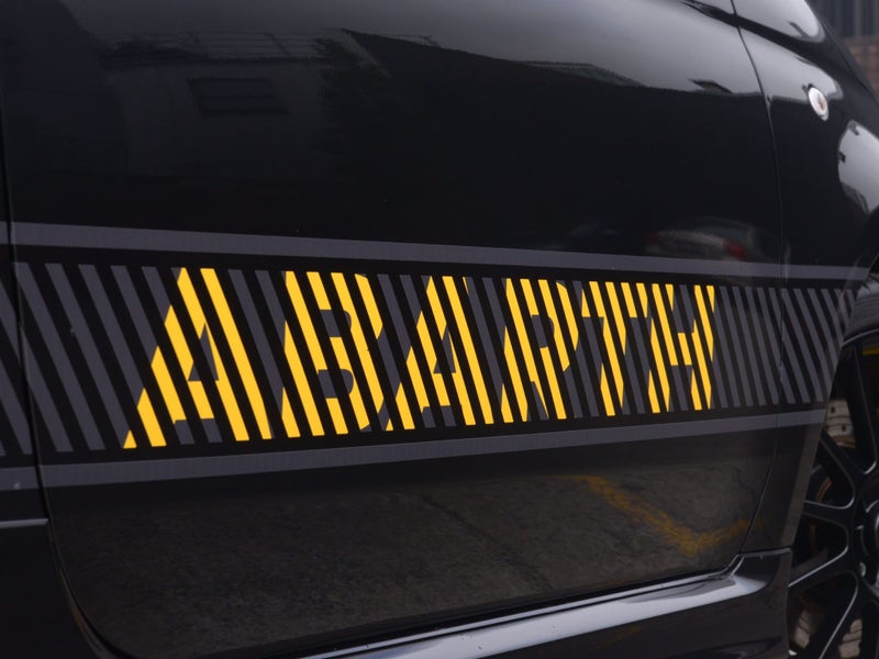2025 Fiat Abarth 695 Competizione image 5