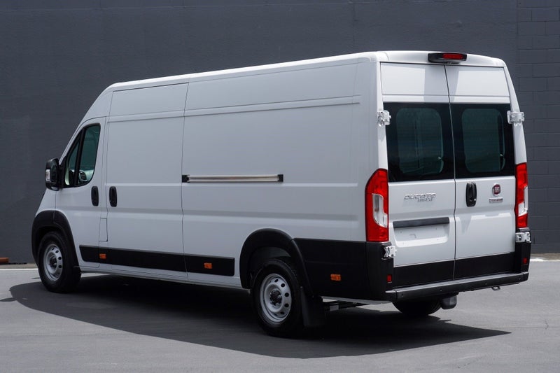 2025 Fiat Ducato 295 2.2D 9A XLWB Van image 3