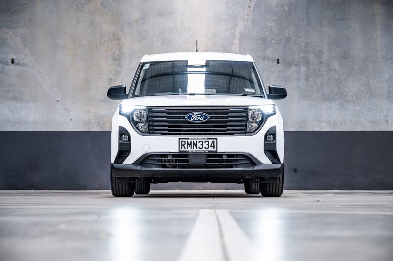 2025 Ford Courier Transit Courier Trend 1.0L image 3