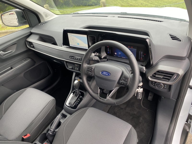 2025 Ford Courier Transit Custom Trend image 2