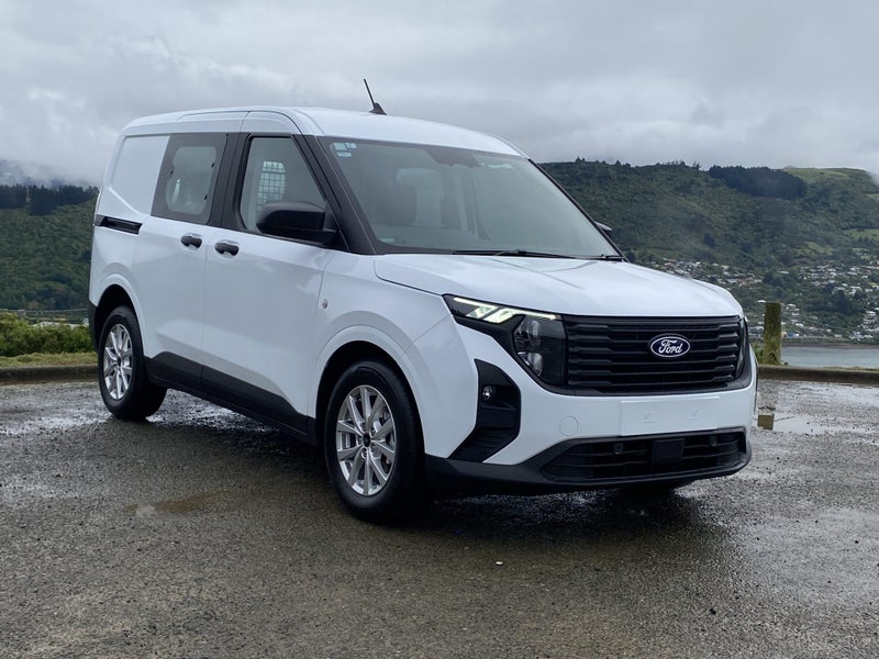 2025 Ford Courier Transit Custom Trend image 4