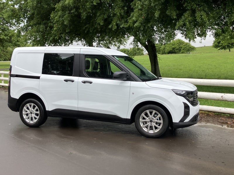 2025 Ford Courier TransitTrend 1.0P/7At image 4