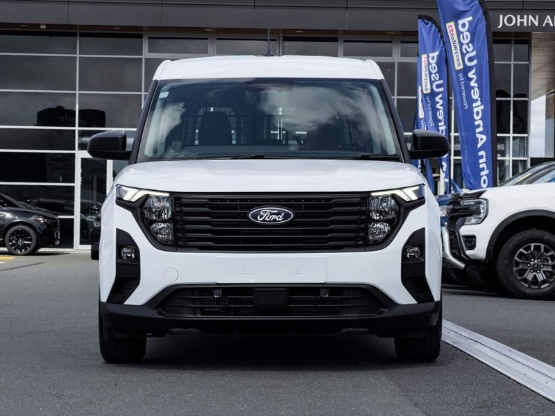 2025 Ford Courier Trend 1.0P/7At image 3