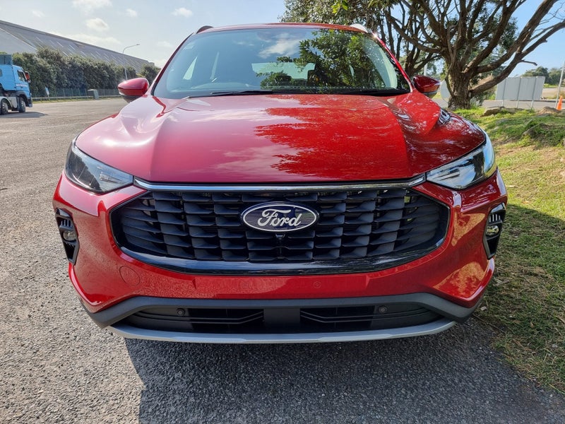 2025 Ford Escape FHEV TITANIUM 2.5P CVT FWD image 4