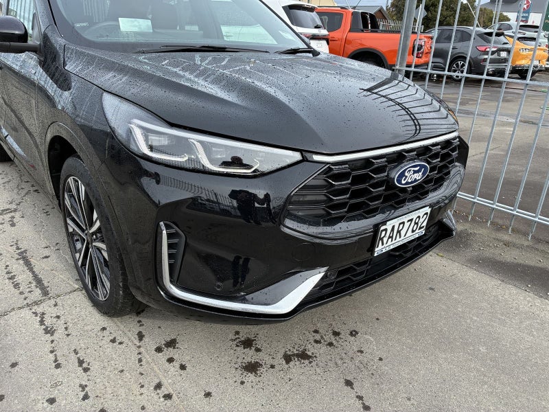 2025 Ford Escape ST-Line X AWD 2.5 FHEV image 3