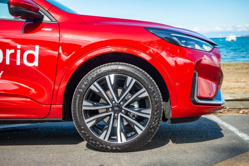 2025 Ford Escape ST-Line X AWD FHEV 2 image 4
