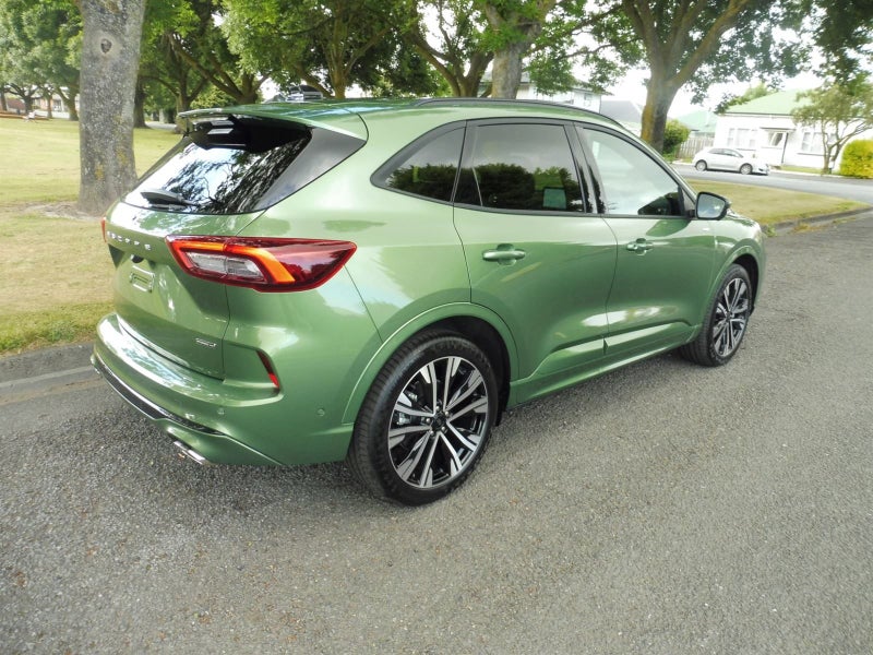 2025 Ford Escape ST-LINE X AWD FHEV image 4