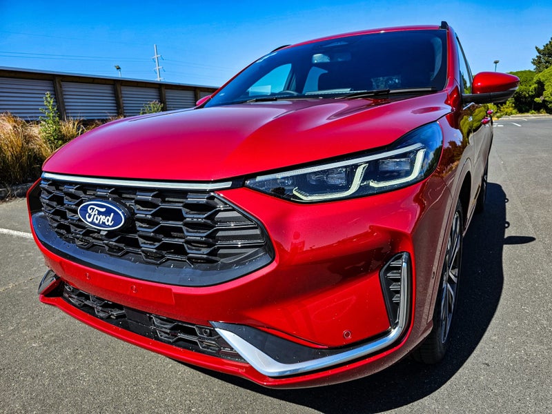 2025 Ford Escape ST Line X FHEV AWD image 5