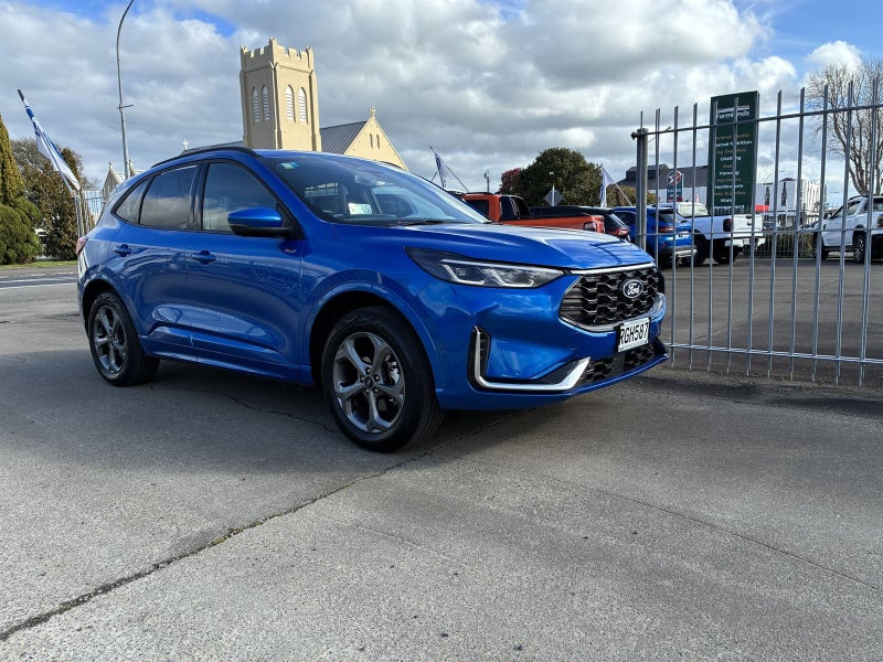 2025 Ford Escape ST-Line X FWD 2.5 PHEV image 2