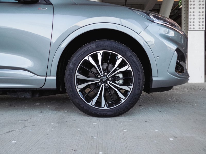 2025 Ford Escape ST-LINE X PHEV 2.5L FWD image 4