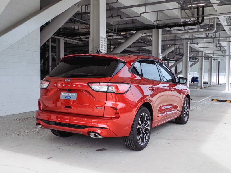 2025 Ford Escape ST-LINE X PHEV 2.5L FWD image 4