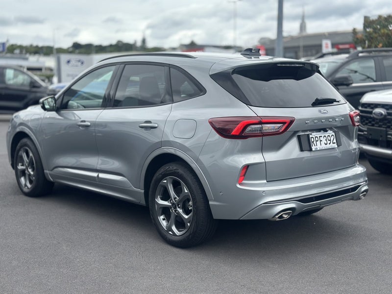 2025 Ford Escape St-Line X Phev Phev image 4