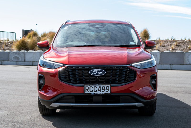2025 Ford Escape Titanium 2.5 L Hybrid image 3