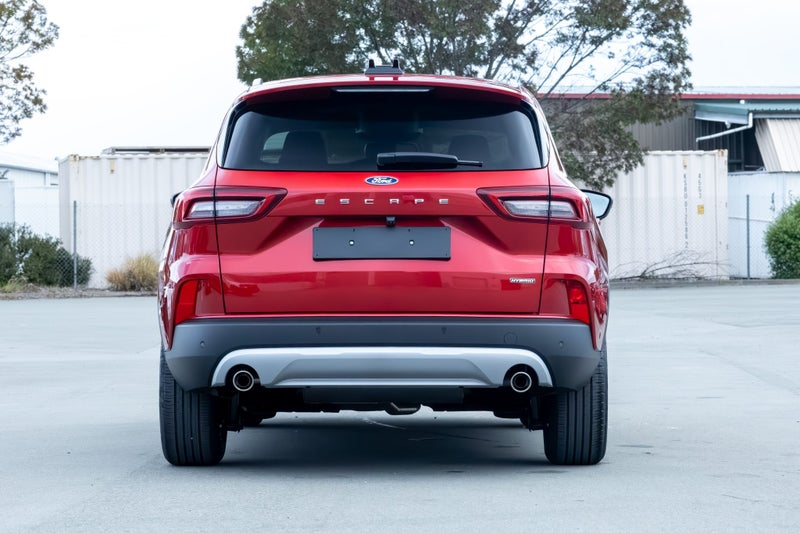 2025 Ford Escape Titanium 2.5L Petrol Hybrid image 5