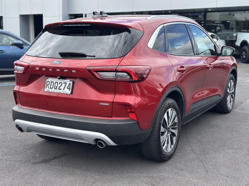 2025 Ford Escape Titanium 2.5Ph image 4