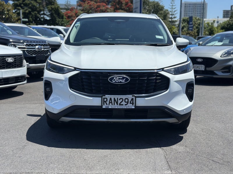2025 Ford Escape Titanium 2.5Ph image 2