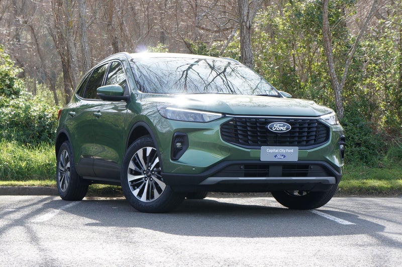2025 Ford Escape TITANIUM FHEV 2.5L FWD image 1