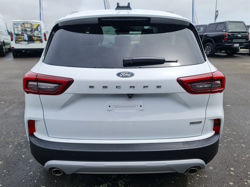 2025 Ford Escape TITANIUM FHEV 2.5L FWD image 4