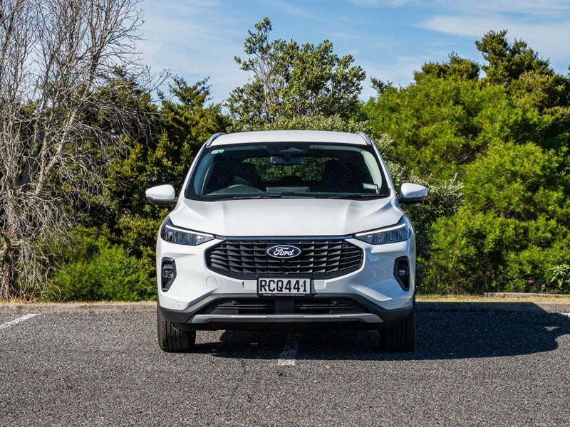 2025 Ford Escape Titanium FHEV 2.5P CVT FWD image 4