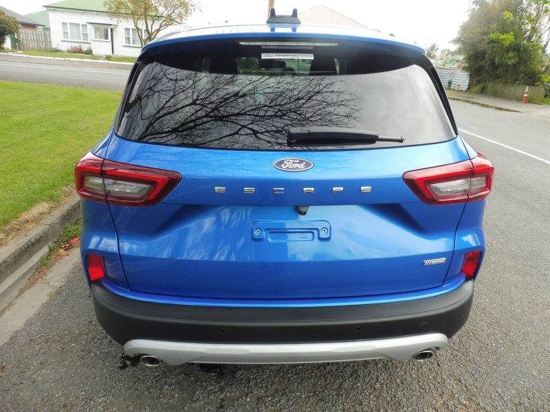 2025 Ford Escape TITANIUM FWD 5DR image 5