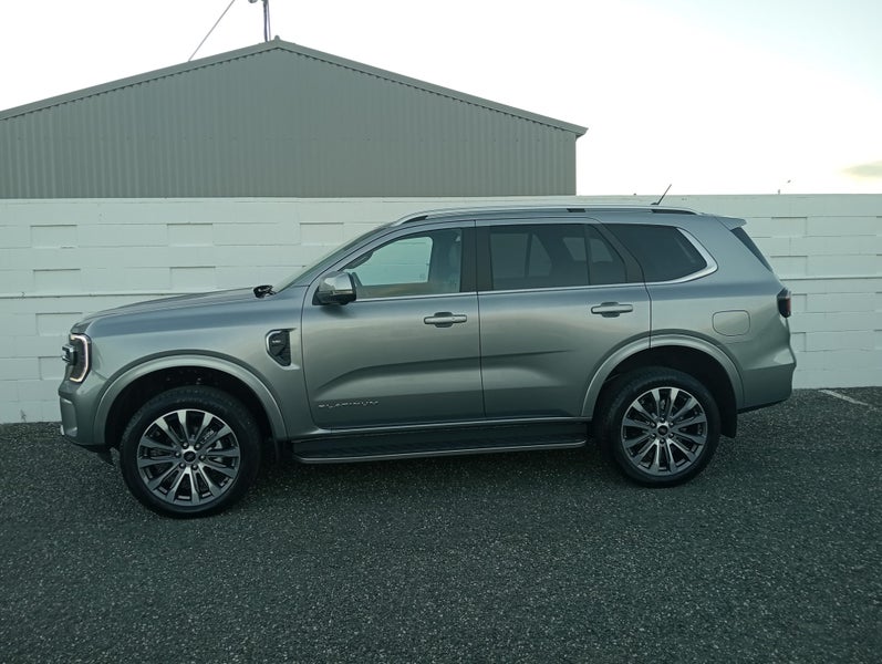 2025 Ford Everest 4WD Platinum 3.0L V6 image 3