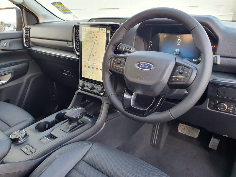 2025 Ford Everest 4WD SPORT 2.0L image 3