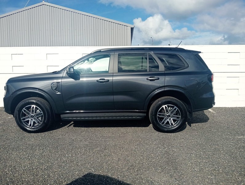 2025 Ford Everest 4WD Trend 2.0L image 3