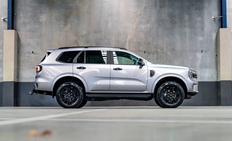 2025 Ford Everest Black Edition 2.0 Diesel Bi-T... image 2