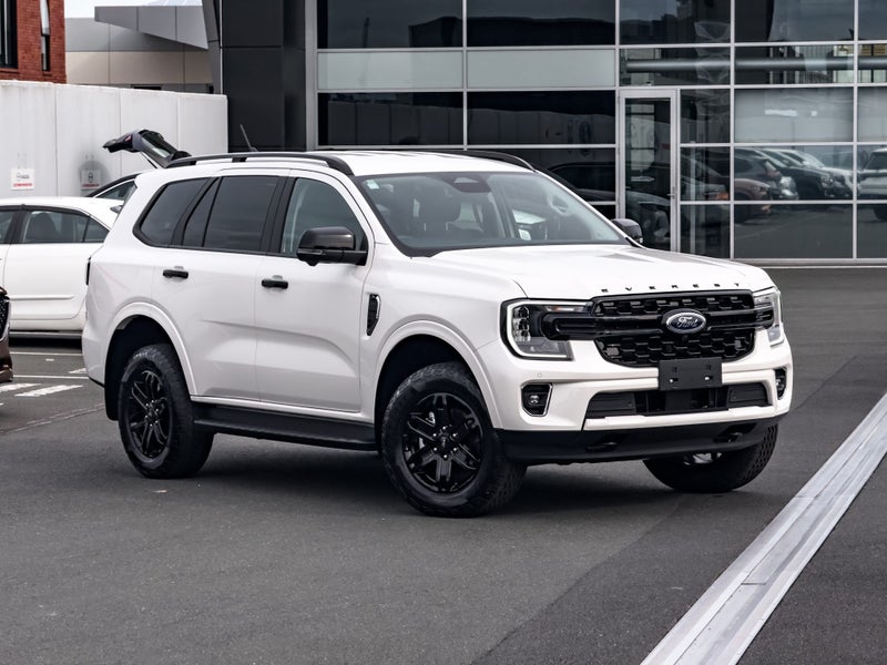2025 Ford Everest Black Edition 2.0D image 4