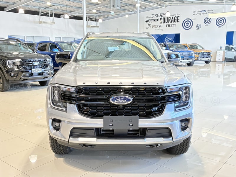 2025 Ford Everest Black Edition 2.0D image 2