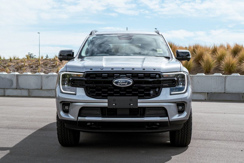 2025 Ford Everest Black Edition 2.0L Diesel image 3
