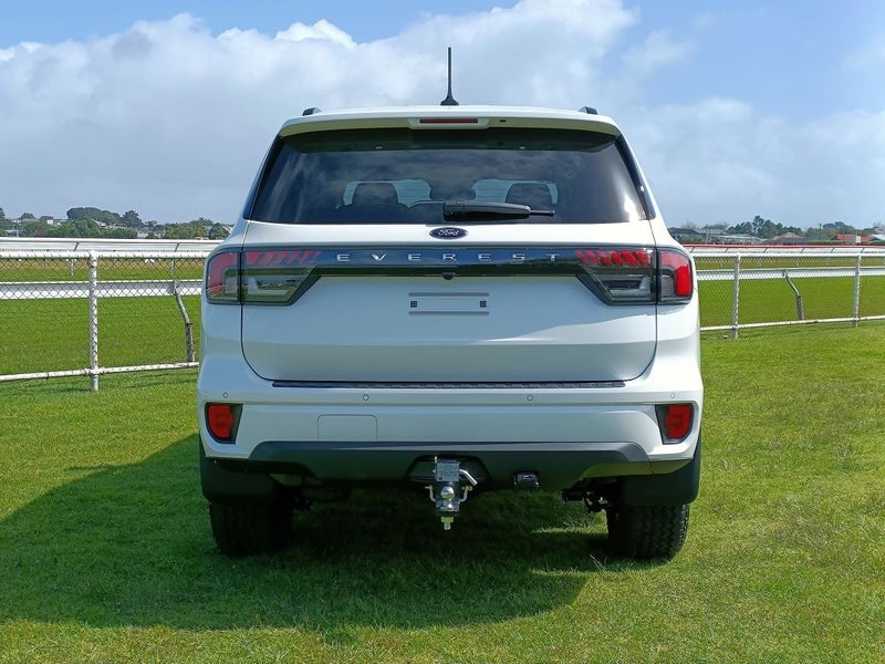 2025 Ford Everest Black Edition 4x4 image 5