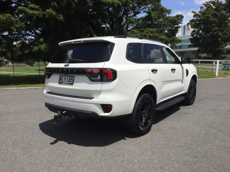 2025 Ford Everest BLACK EDITION image 5
