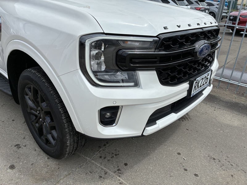2025 Ford Everest BLACK EDITION AWD 2.0 T/DSL image 3
