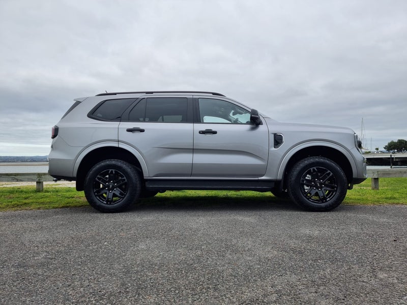 2025 Ford Everest BLACK EDITION TREND 2.0L BIT... image 3