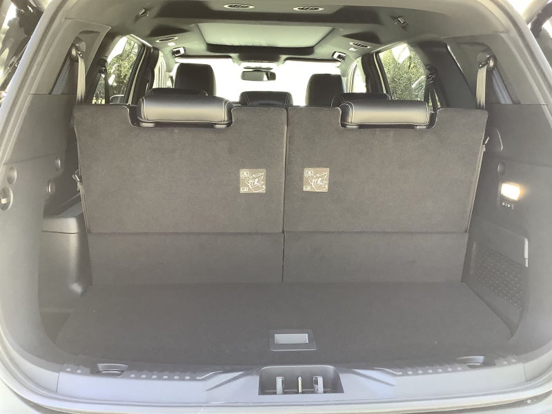 2025 Ford Everest PLATINUM image 5
