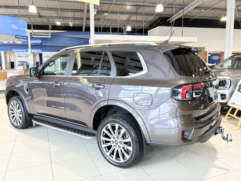 2025 Ford Everest Platinum 3.0 V6 AWD image 5