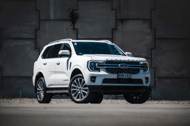 2025 Ford Everest Platinum 3.0 V6 Diesel image 1