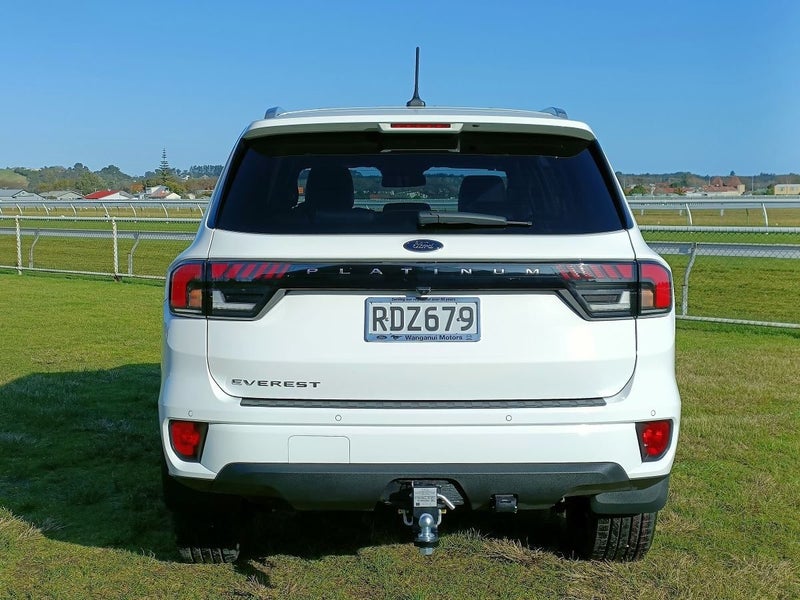 2025 Ford Everest Platinum 3.0D/4WD image 4