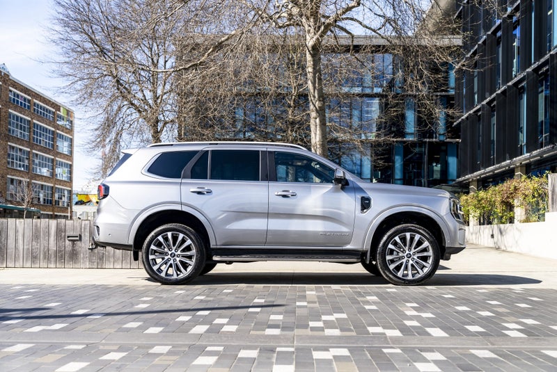 2025 Ford Everest Platinum 3.0D 4WD image 3